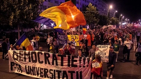Noi proteste în București împotriva proiectului Roşia Montană și a explorării gazelor de şist