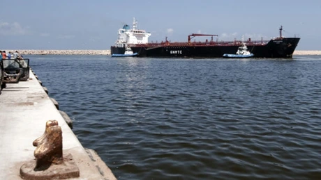 Autorităţile libiene dau un ultimatum de două săptămâni rebelilor să elibereze porturile petroliere