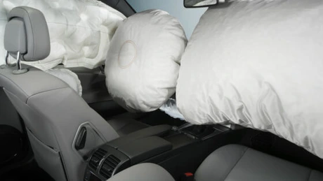 Americanii de la TRW au inaugurat la Roman o fabrică unde vor fi cusute perne pentru airbaguri