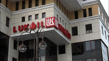 Lukoil ia un împrumut de un miliard de dolari pentru a-şi finanţa participarea la proiectul azer Shah Deniz