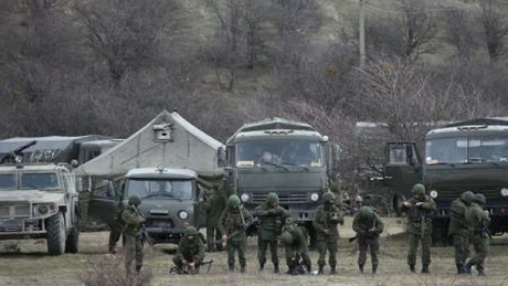 Casa Albă: Mişcări ale trupelor ruse la granița cu Ucraina, dar prea devreme pentru a vorbi despre o retragere