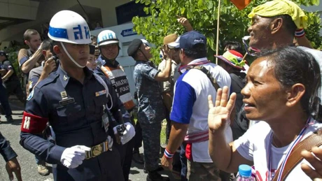 Thailanda: Mii de soldaţi şi poliţişti în centrul Bangkokului pentru a împiedica eventuale proteste