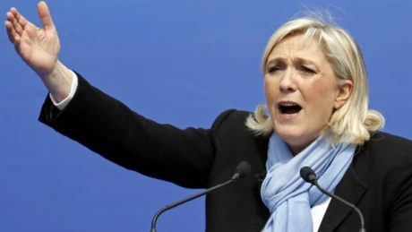 Marine Le Pen îşi exprimă admiraţia faţă de Vladimir Putin şi Angela Merkel