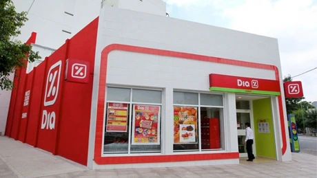 Carrefour şi Casino vor să cumpere reţeaua spaniolă de magazine DIA