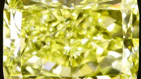 Tiffany Diamond, cel mai cunoscut diamant galben din lume, va fi expus marţi la Paris