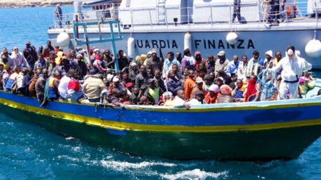 Europa, sufocată de imigranţi. Italienii cer ajutorul Uniunii Europene