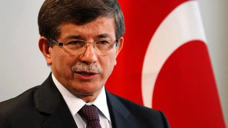Turcia va continua loviturile contra PKK până când rebelii vor depune armele - premierul Davutoglu