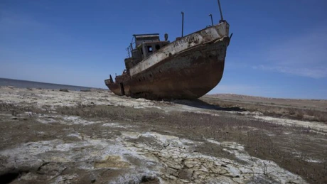 Marea Aral aproape că a dispărut