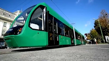 Primele două tramvaie Imperio produse de Astra Vagoane au fost livrate companiei de transport public din Arad