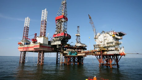 Petrom ar putea amâna şi în acest an decizia de exploatare a gazelor din Marea Neagră