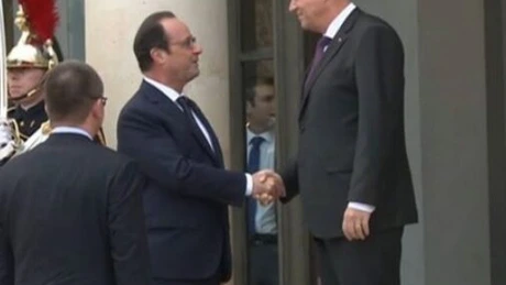 Iohannis: Am cerut sprijinul Franţei pentru aderarea României la Schengen. Reacţia lui Francois Hollande