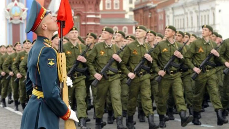 Rusia a pregătit peste 10 batalioane aeropurtate pentru operaţiuni în străinătate