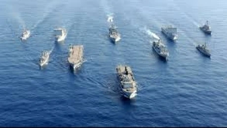 O flotilă NATO a intrat în Marea Neagră pentru exerciţii navale pe fondul crizei din Ucraina