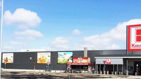 Auchan şi Kaufland fac angajări