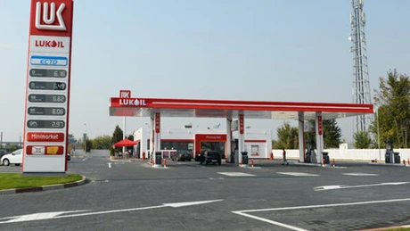 De ce să cumpere şoferii carburanţii cu aditivi? Recomandările Lukoil România