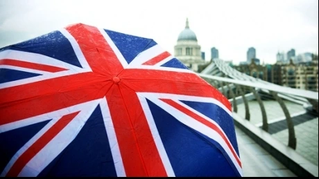 Record în Marea Britanie: Inflaţia a coborât în teritoriu negativ pentru prima dată de la publicarea datelor statistice