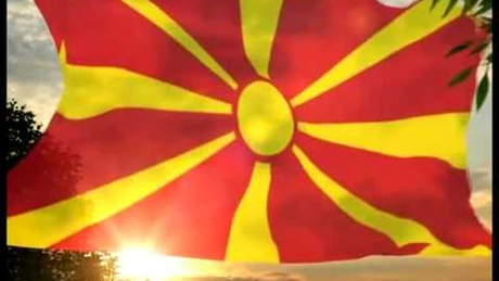 Macedonia sub asediu: Manifestaţie proguvernamentală de proporţii la Skopje. Opoziţia cere în continuare demisia premierului