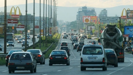 Rablele cu număr de Bulgaria bagă în sperieţi şoferii români. Ce faci dacă te loveşte un 