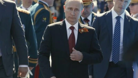 Vladimir Putin mulţumeşte Marii Britanii, Franţei şi SUA pentru contribuţia lor la victoria din 1945