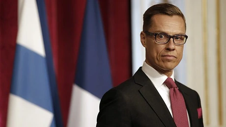 Ministrul finlandez al Finanţelor: Trebuie discutată ieşirea Greciei din zona euro