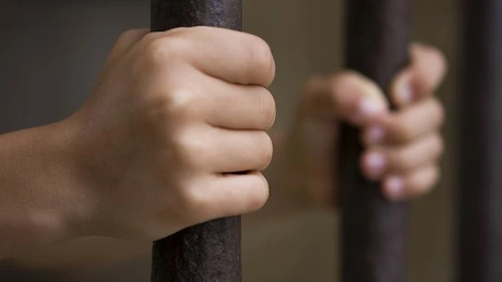 Condiţiile din închisorile din România NU întrunesc standardele internaţionale. România, criticată de Departamentul american de Stat