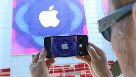 Apple vrea să construiască o facilitate de producţie în India - WSJ