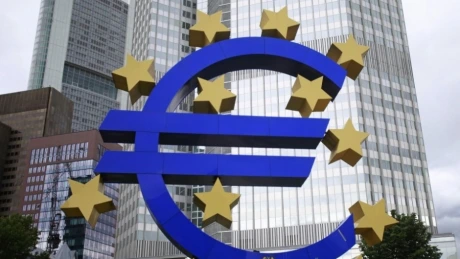 BCE: Nivelul capitalului principalelor bănci din zona euro depăşeşte cerinţele autorităţilor
