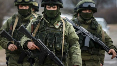 Rusia menţine la frontiera cu Ucraina circa 53.000 de militari