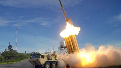 SUA anunţă efectuarea cu succes a unui nou test de interceptare a unei rachete cu rază medie de acţiune