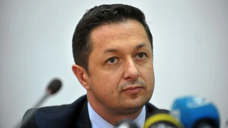 Ponta i-a eliberat din funcţie pe şeful ANPC, Alexandru Dunca şi pe Aurel-Sorin Encuţescu, secretar de stat la Economie