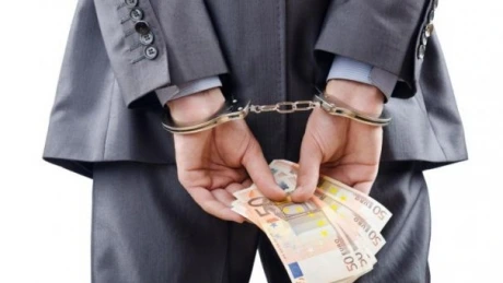 Procurorul Toma şi şeful Poliţiei Rutiere Teleorman, prezentaţi joi la CAB pentru arestare preventivă