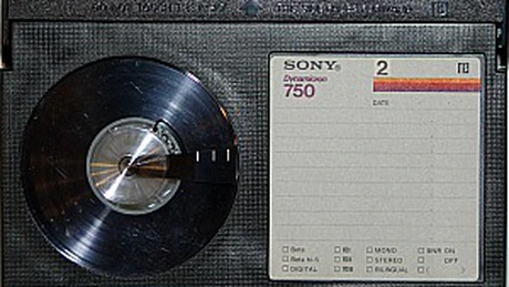 Sony va pune capăt producţiei de casete video Betamax