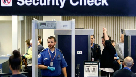Ţările membre G20 au în vedere întărirea securităţii pe aeroporturi - Cameron