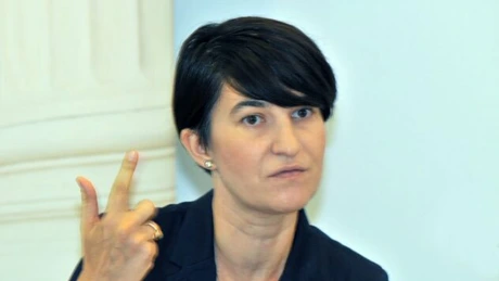 Cine este Violeta Alexandru, propusă ca ministru delegat pentru dialog social şi consultari publice