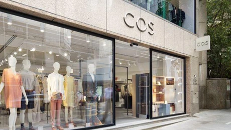 H&M deschide primul magazin COS la Bucureşti anul acesta. Vânzările retailerului în România au fost de 193 milioane de euro