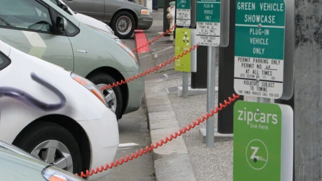 Una din şase maşini vândute trebuie să fie electrică pentru îndeplinirea standardelor privind emisiile