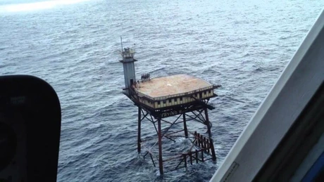 Un programator a deschis într-un fost far un hotel de aventură