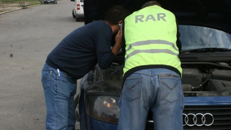 Inspectorii RAR au verificat 81.702 de autovehicule în 2015, la nivel naţional. Aproape 30.000 de sancţiuni aplicate