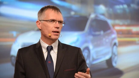 Premierul Franţei critică dublarea remuneraţiei directorului general al PSA/Peugeot-Citroen
