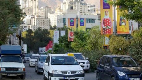 Iranul vrea să limiteze cantitatea de benzină ce poate fi achiziţionată la pompă