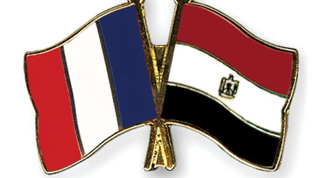 Franţa a semnat acorduri în valoare de 2 miliarde de euro cu Egiptul cu prilejul vizitei lui Hollande