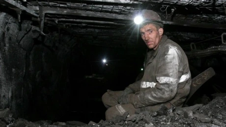 Protestul minerilor de la Paroşeni şi Uricani continuă, în aşteptarea unei soluţii privind disponibilizările