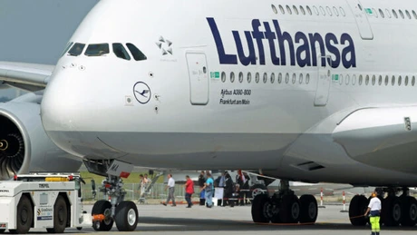 Germania: Lufthansa anulează 1.300 de curse aeriene din cauza grevei, fiind afectaţi 180.000 de pasageri