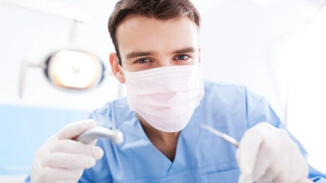 Ofertă inedită de Black Friday: reducere de până la 90% la orice serviciu stomatologic