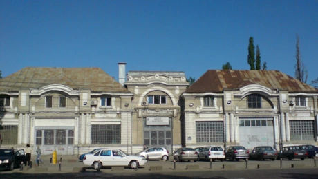 Suciu: MAI va încerca să găsească o soluţie pentru maşinile sale din garajul Leonida