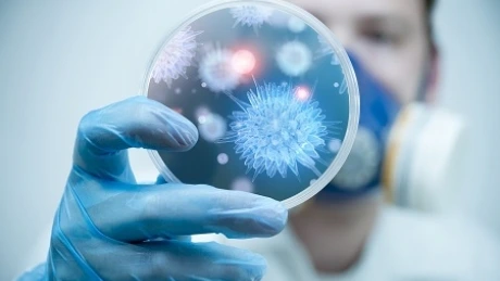 Cioloş spune că reglementările pentru testele pe infecţii nosocomiale nu au fost modificate din 1982