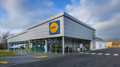 Lidl depăşeşte Auchan şi Metro în vânzări şi ajunge numărul trei pe piaţă. Profitul s-a triplat, în doar un an