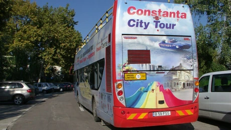 Două noi trasee estivale în staţiunea Mamaia cu autobuze supraetajate