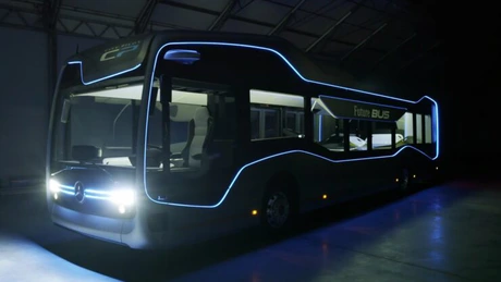 Mercedes-Benz a prezentat autobuzul viitorului. Şoferul devine mai mult spectator