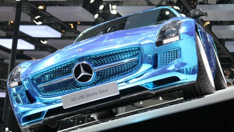 Mercedes-Benz anunţă vânzări record pentru luna august
